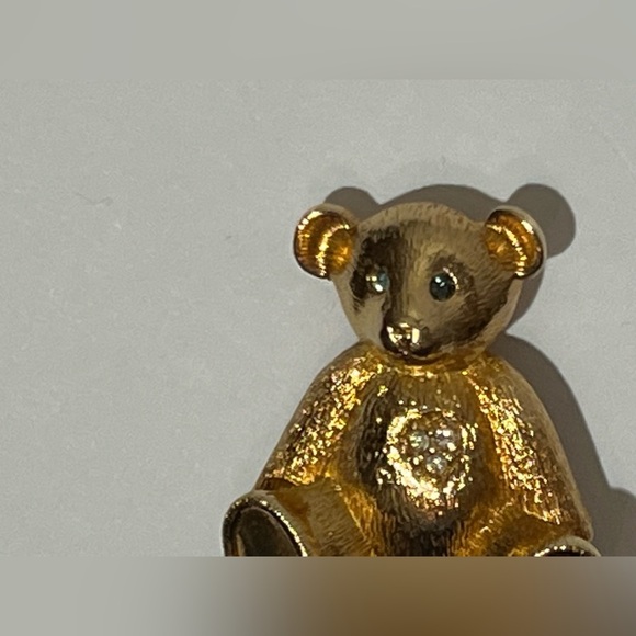 Lady Remington Teddy Bear Brooch Pin 1.5"L x 1.25"W x 0.25"H - Picture 10 of 12